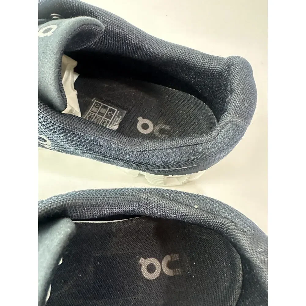 On Running Cloud 5 Shoes Black & White 59.98919 Men's Size 9 Running Sneakers - Picture 9 of 12